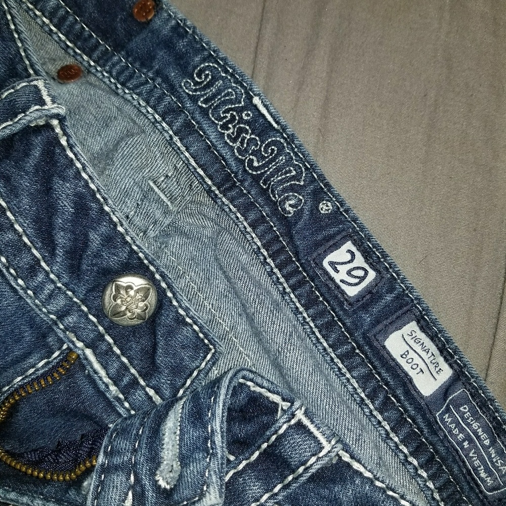 Miss Me jeans size 29 boot - Picture 3 of 3